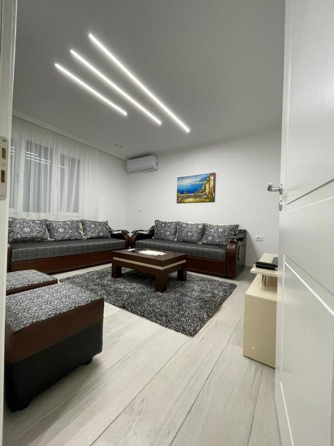 Tani Apartment 1 Shkodër Exterior foto